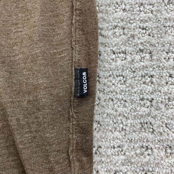 VOLCOM Polo Shirt Men Medium M Brown Embroidered Logo Casual Golf Poly Cotton - Picture 5 of 15